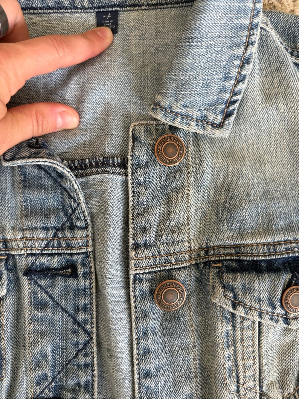American Eagle Light Wash Denim Vest - Picture 3 of 6